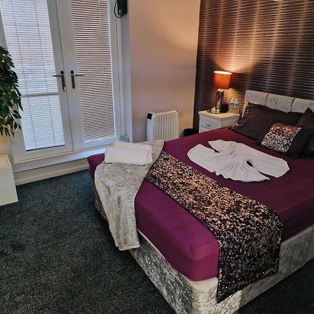 The Ivy Garden Suite (Adults Only) Handsworth Eksteriør bilde